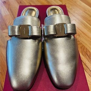 Ferragamo gold leather slides 8.5 - NEW- never worn!